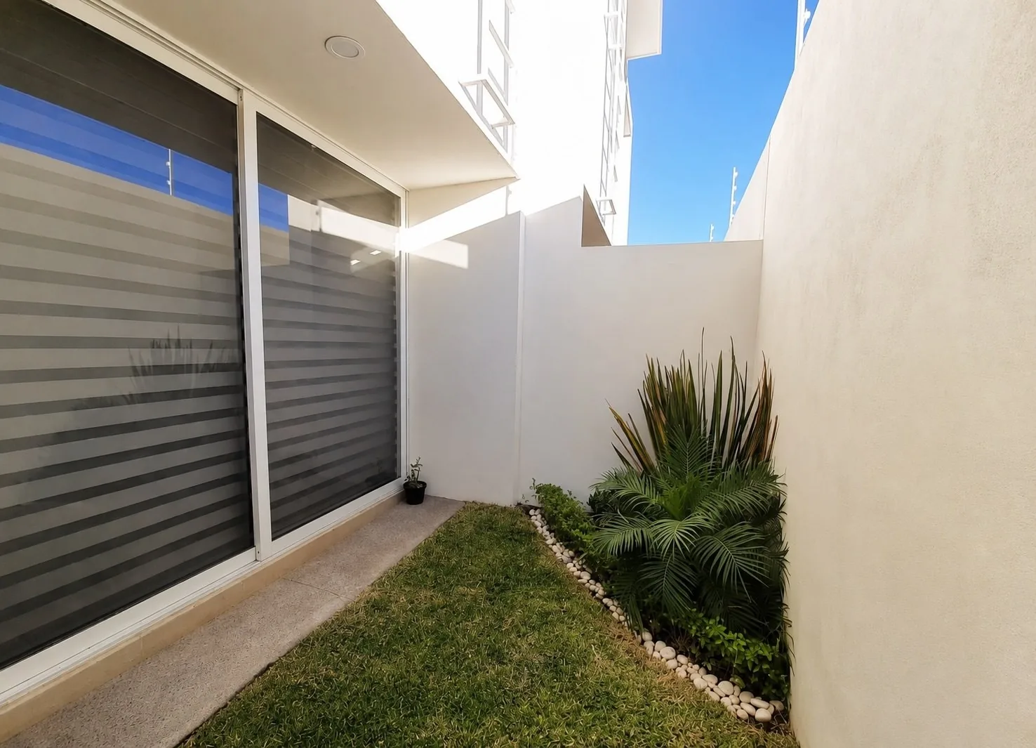 Amplia Casa Completa en Villa de Pozos
